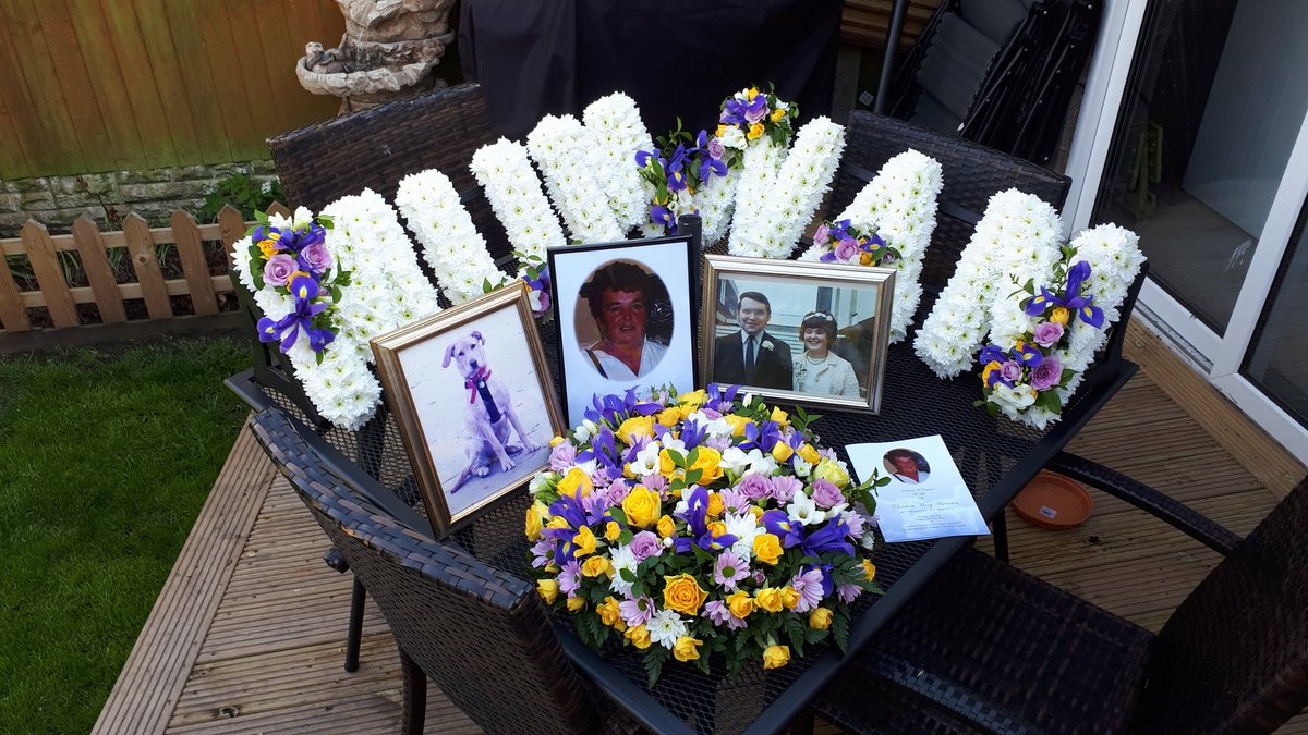 It's been 3 years since I made the hardest decision of my life to stop Mum's ventilation. As an ICU nurse I have supported so many families with this. My head knew it was right, my heart struggled 💔