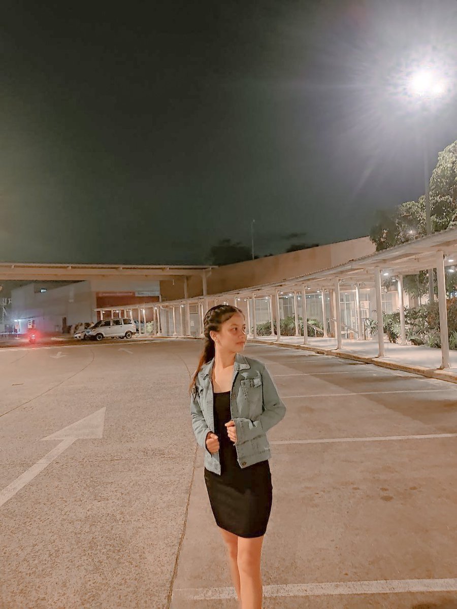 Azziling | ROG👑 tweet media