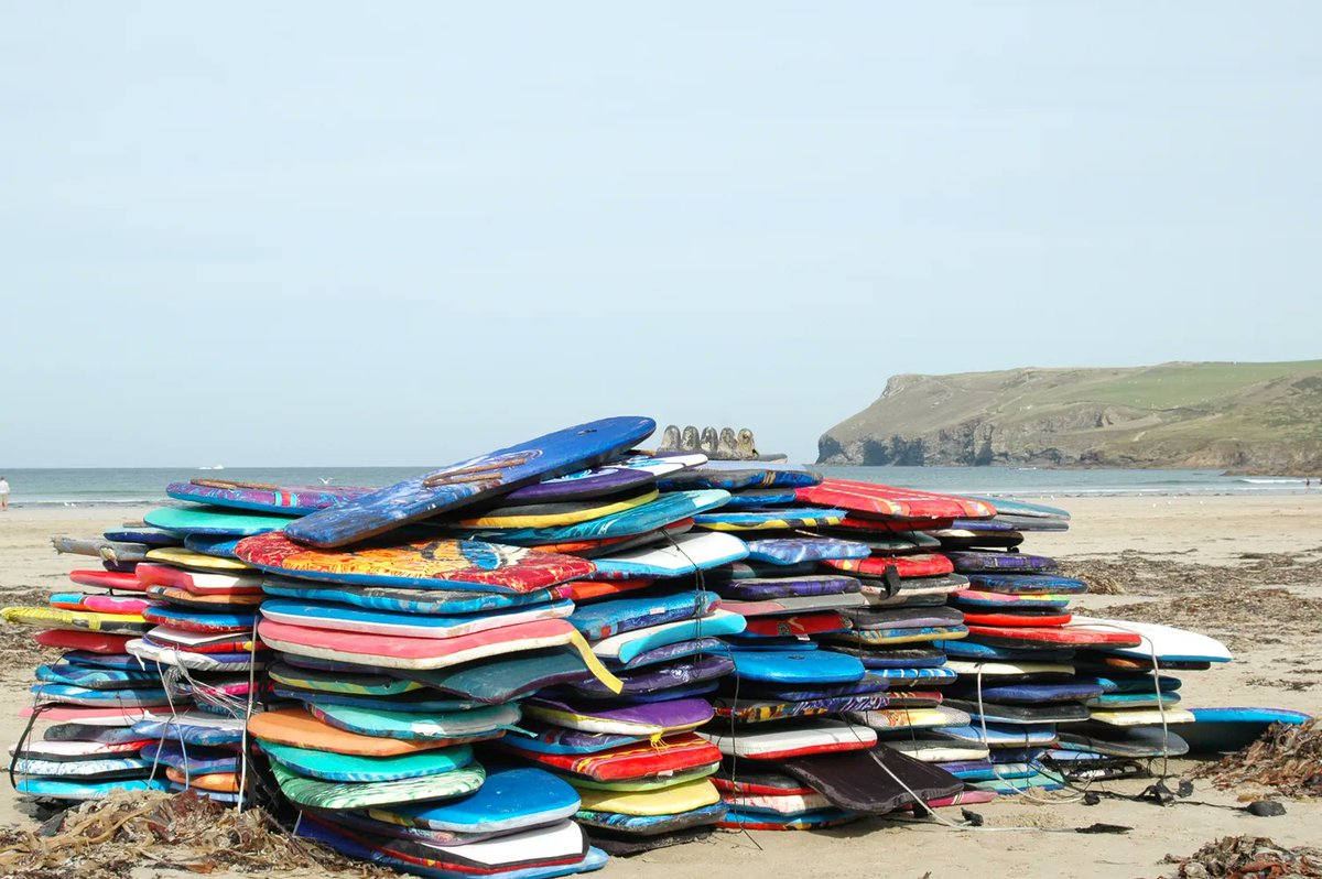 These bodyboards were collected by @OceanRecoveryProject on a single #beachclean 😳 Fortunately, they're uniting communities to tackle the problem by gathering these boards off UK beaches &amp; stripping them down for #recycling. Amazing! 👏💪 #waveofwaste #zerowaste #surf