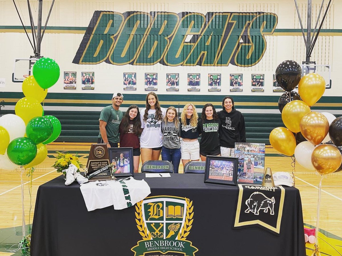 I’m so excited and blessed to announce my commitment to run track at Harding University! Thank you Coach Hood for giving me this opportunity, all of my coaches for pushing me get to where I am today and everyone else who has supported me.💕 Can’t wait to be a bison!