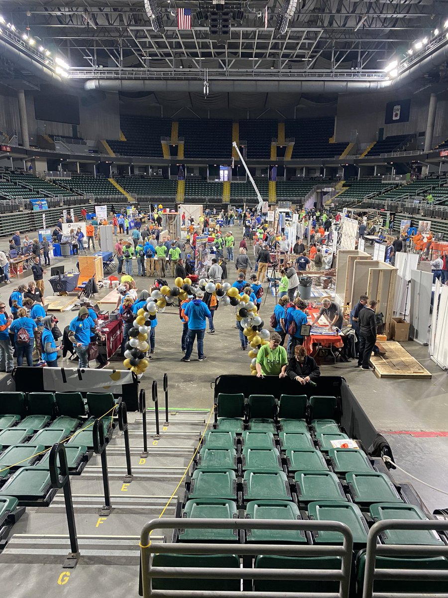 TbhsTech's tweet image. Construction Trades classes at the Build My Future convention.   Some of our students driving a simulator for a dozer and excavator.