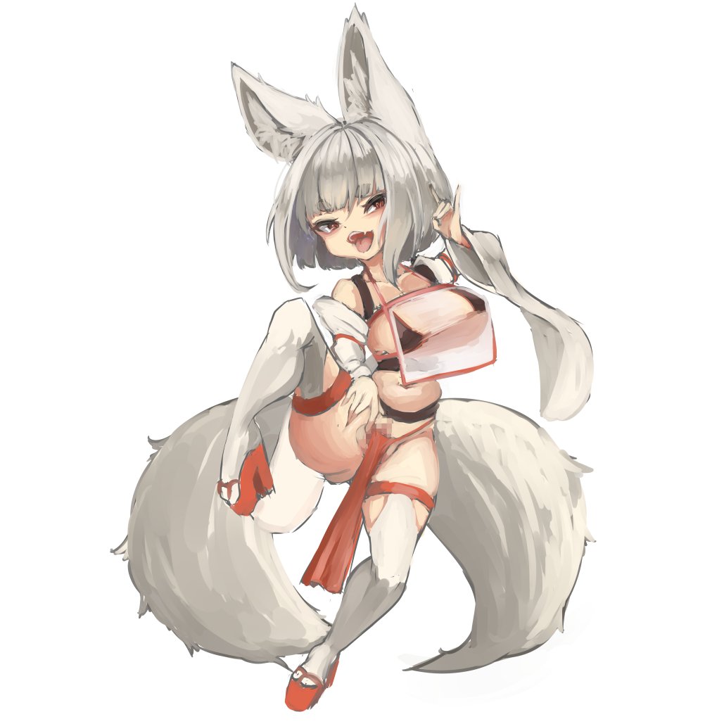 エッッちな衣装を描きたい🦊🦊 