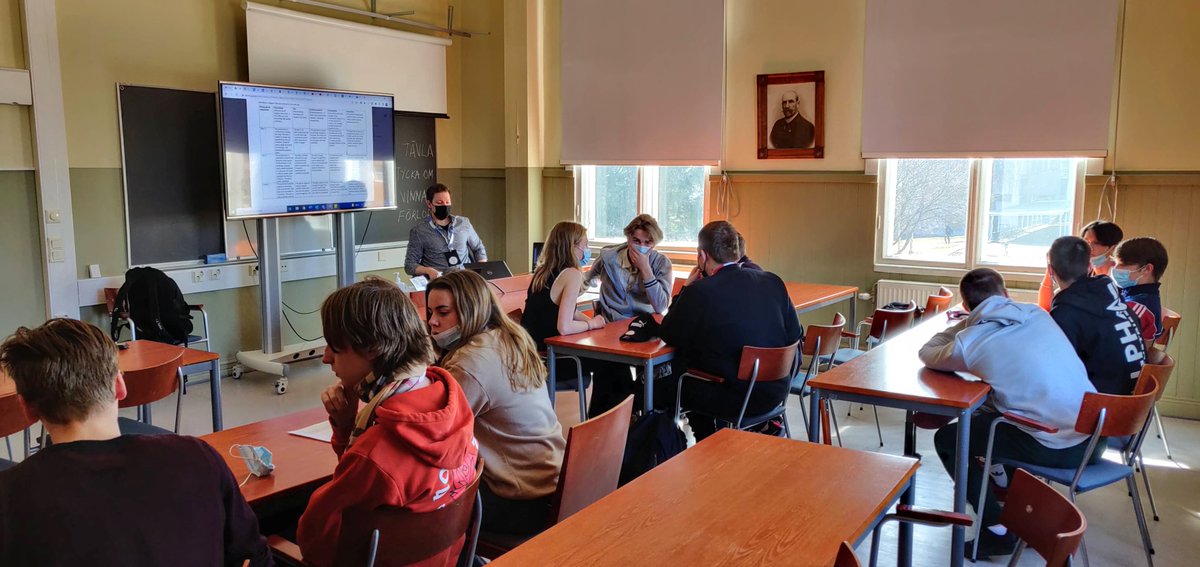 What a day we had! Networking with Emoji Quiz, speech from Dr. Harri Ketamo, Performance power hour and #CBChangeMakers students meeting with mentors. Next is walk to #OldRauma, Amazing Race and Dinner at @OsteriadaFilippo. #Challenges2B #CBDragonsDen 
<a href="/centralbaltic/">Central Baltic</a> #cbresults