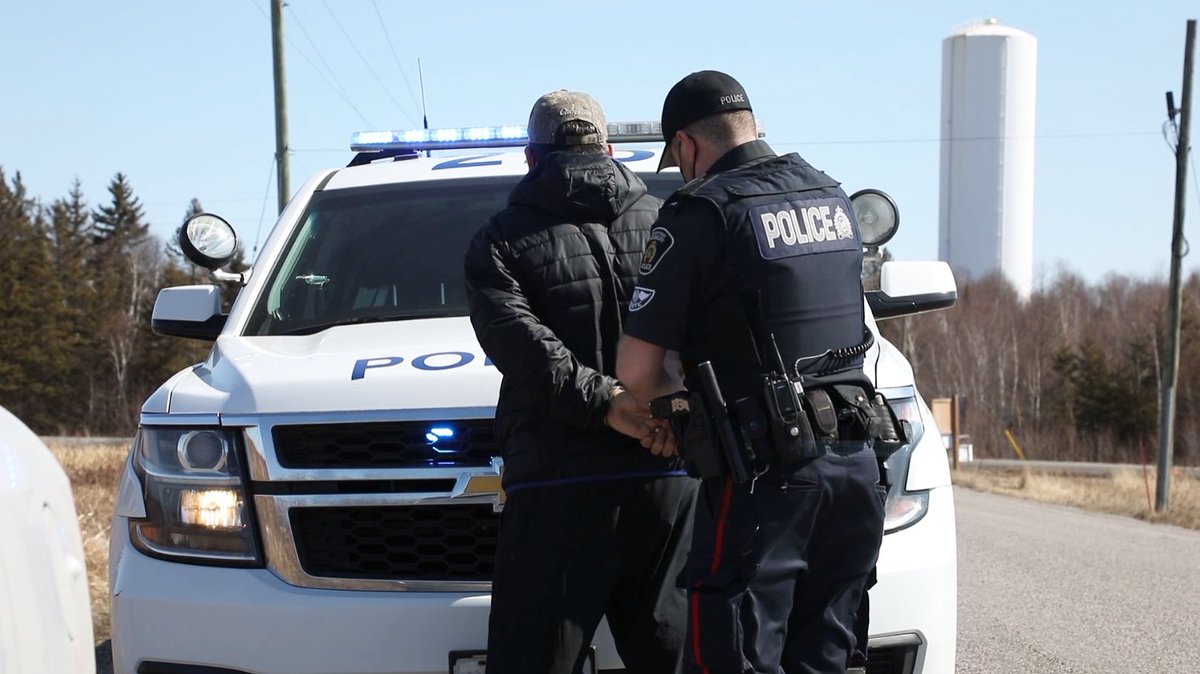 SudburyPolice's tweet photo. If you’re celebrating #420day today, make sure you don’t wind up in the back of a cruiser. Although #cannabis is legal in 🇨🇦, driving while impaired is not. Driving impaired by cannabis is illegal &amp; dangerous. The penalties are the same as alcohol-impaired driving. Plan ahead. https://t.co/63e3G2Clqe