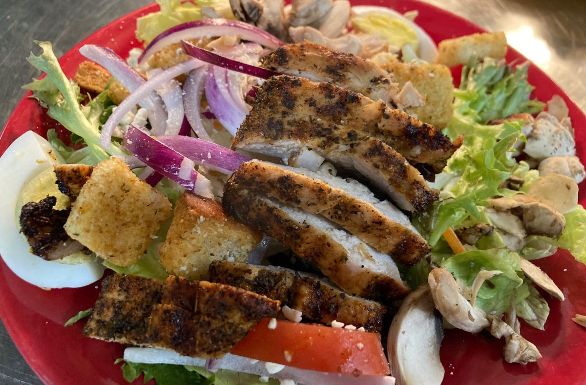 TCsReferee's tweet photo. A super-fresh REF SALAD is always a great way to treat your day, dine in or carryout - Half Lunch Salads on special every day for lunch, Full Salads available all the time.

WONDERFUL WED SOUPS (4.20.22) ~>
Veggie Beef Barley // Cheesy Broccoli Potato

#SaladLocal https://t.co/XnpbmlqIVA