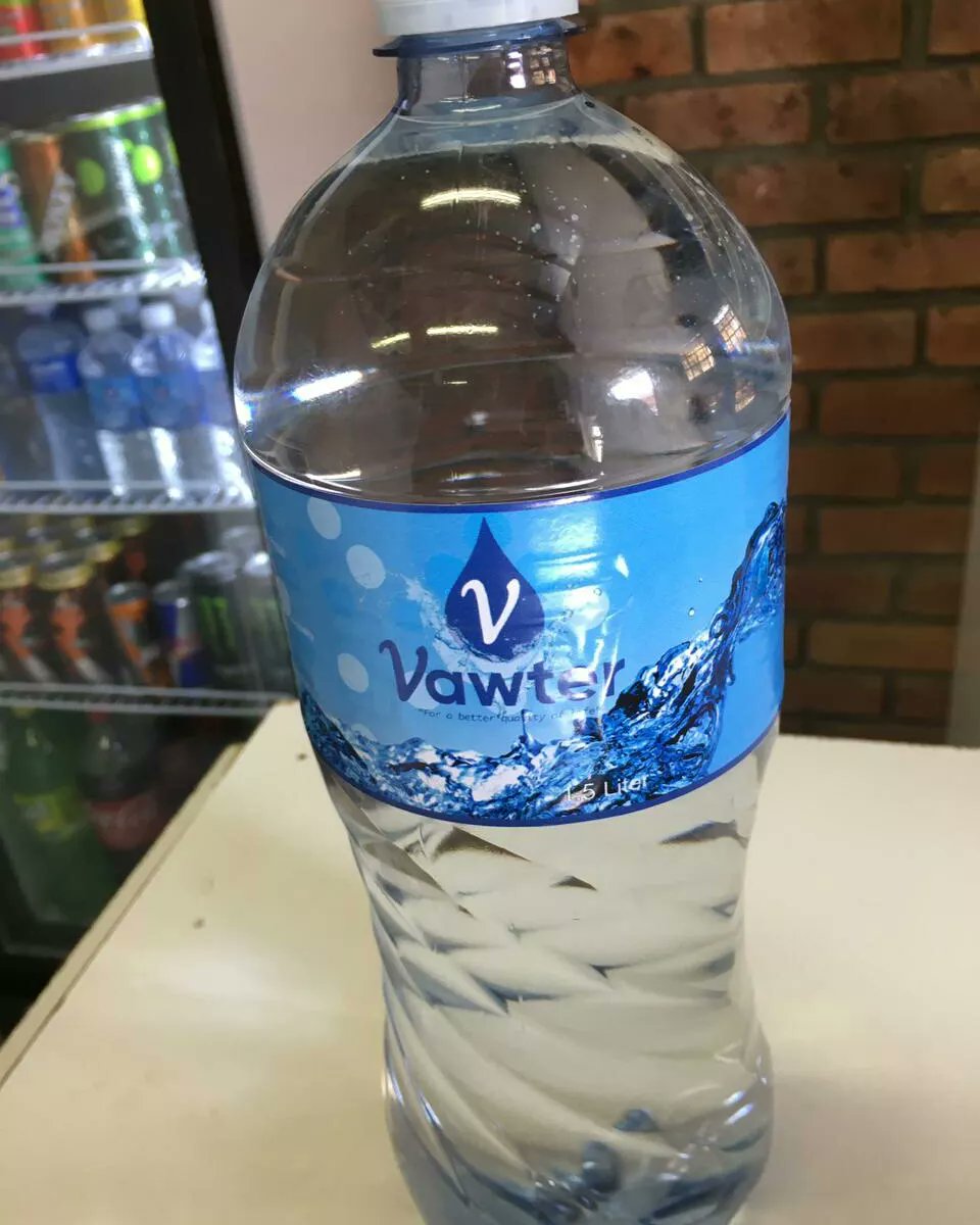 djtyson_sa's tweet photo. Our Newest Branding 
Branded Bottles n Board u can now stock for your shop,office event 😎🙏🙏
Let your business be your Daily Bread 
#VawterHeadQuarters

For orders 081 420 5506 info.vawter@gmail.com https://t.co/7ADHgz2e9B
