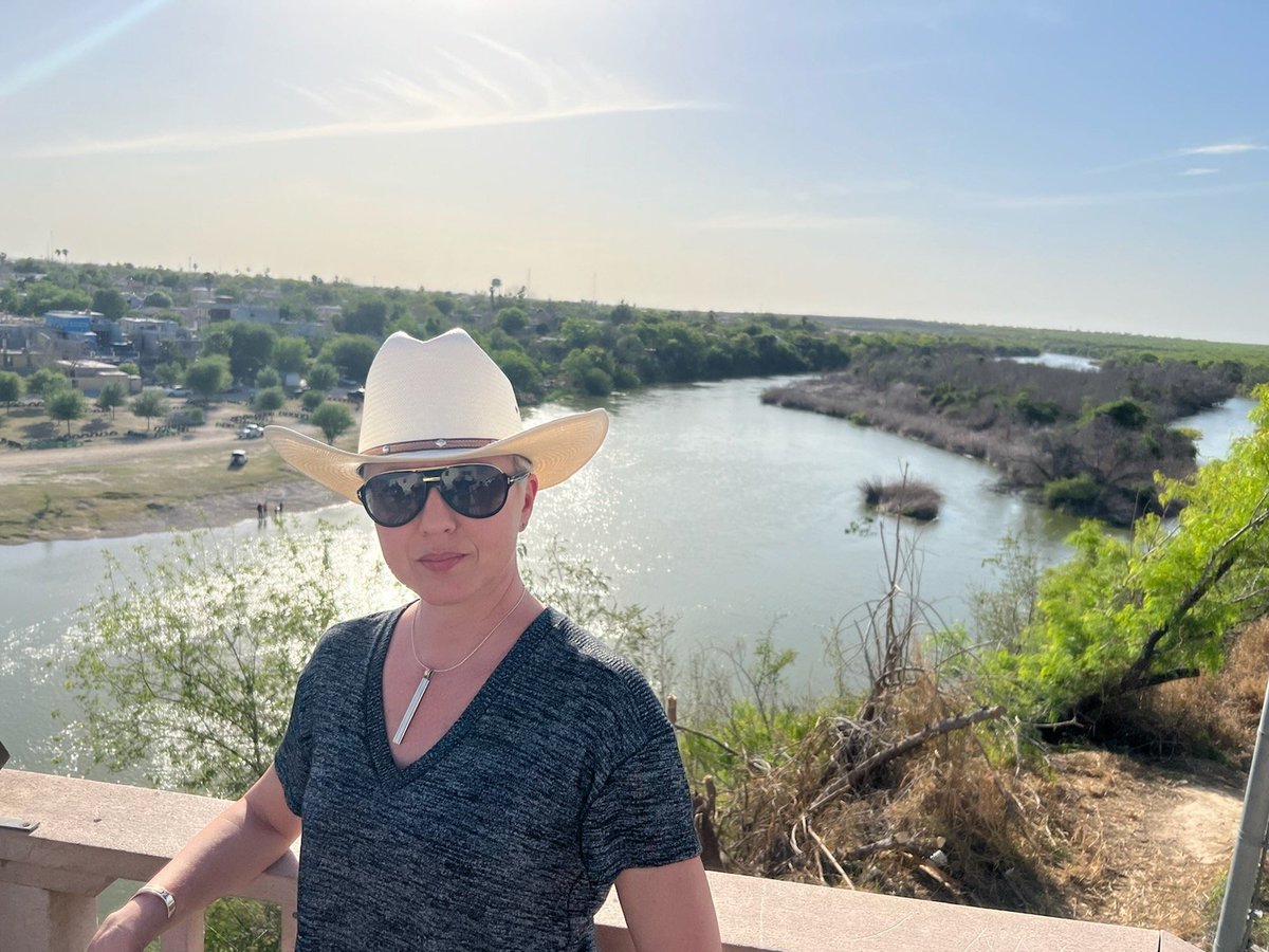 CounterpointDC's tweet photo. Catch #CIPRE President @SheaGarrison18 tonight during the 1st hr of @StacyOnTheRight @SiriusXMPatriot | 9-12P ET for her investigation on how #BidenBoderCrisis is destroying #America and @GovAbbott is fighting back!

#NationalSecurity  #Texas #RGV https://t.co/CpZe6c2cJk