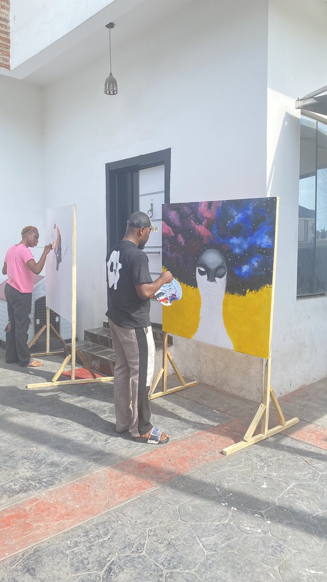 EARL KHUSH tweet media