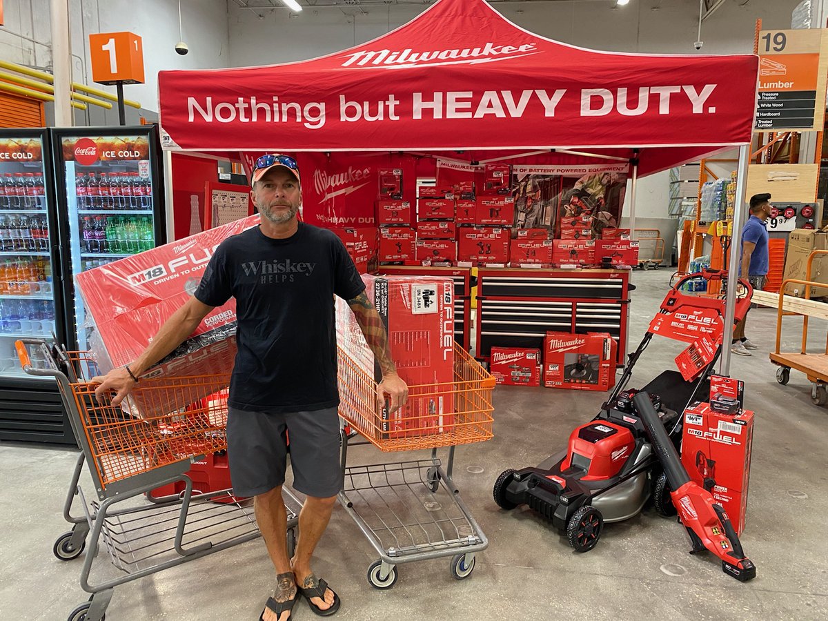 Sarah Applegate tweet media