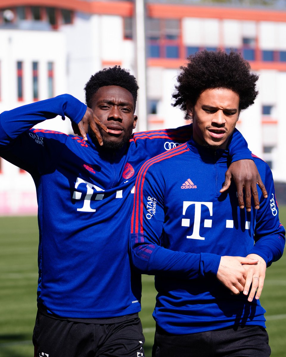 FCBayernUS's tweet photo. Give this duo a nickname. ⚡

@AlphonsoDavies @leroy_sane https://t.co/LGLfXdfeAJ
