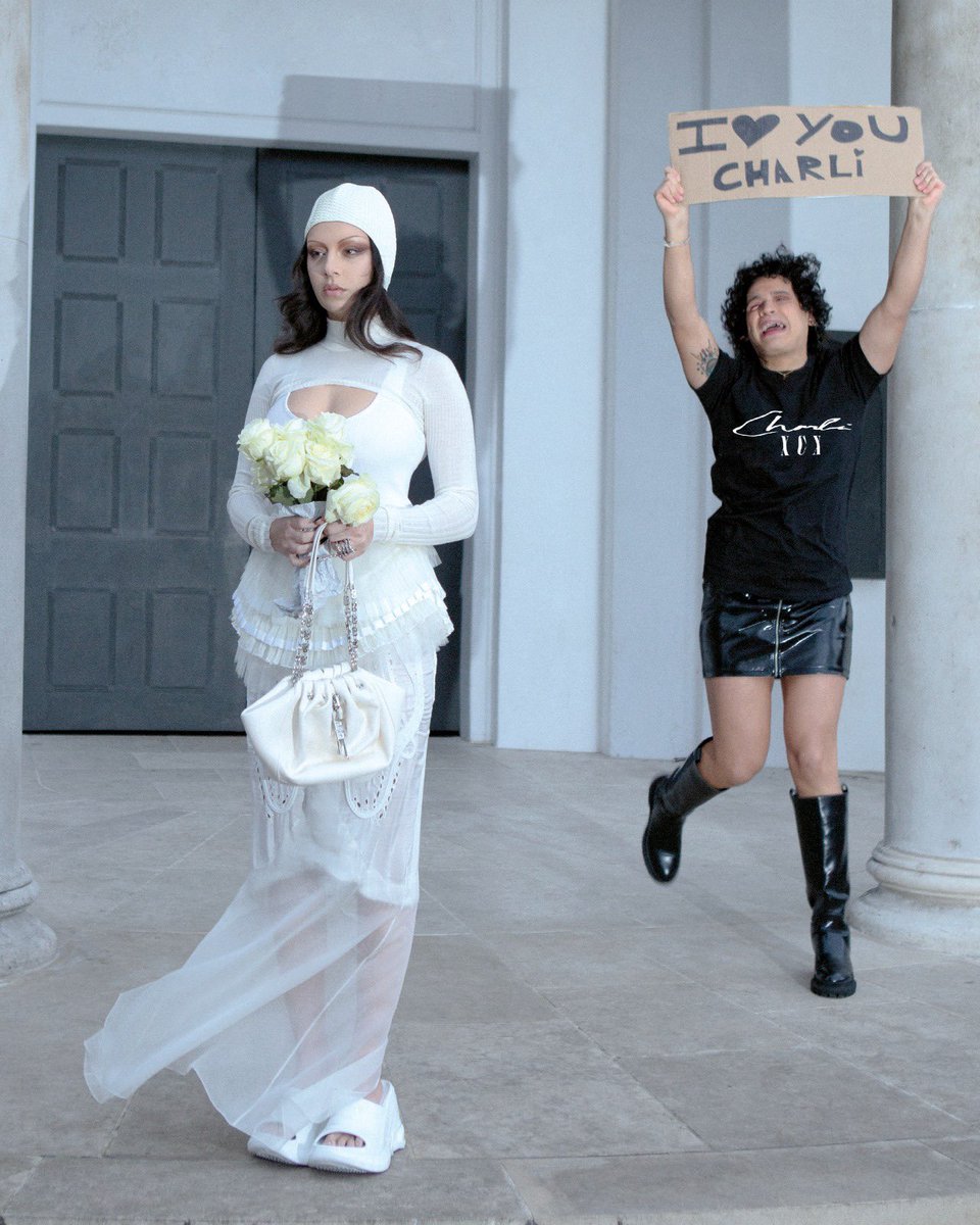 charli_xcx's tweet image. antidote