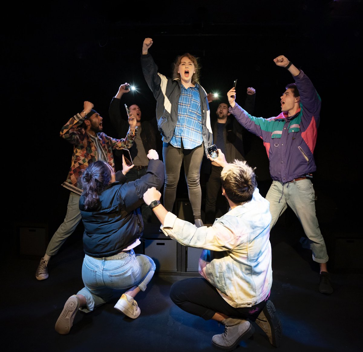 VelvetSmokeProductions tweet media