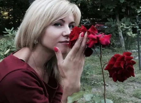 Belarus_Ukraine's tweet photo. A school teacher of the Russian language and literature Aksana Chachotkina was fired in Homel, #Belarus for her #antiwar statement. This was reported to the administration by a student. Aksana was forced to resign a month before the end of the school year. #BelarusWithUkraine https://t.co/hL7UlufREJ