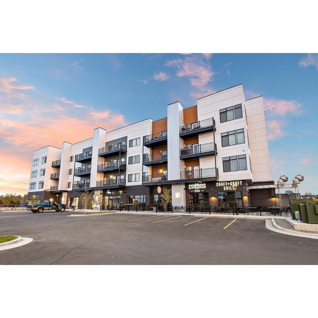 We came for the views  🌆  Trust us, you're going to want to see this for yourself! 

📸: Shiloh Commons

#ShilohCommons #WestcorpMG