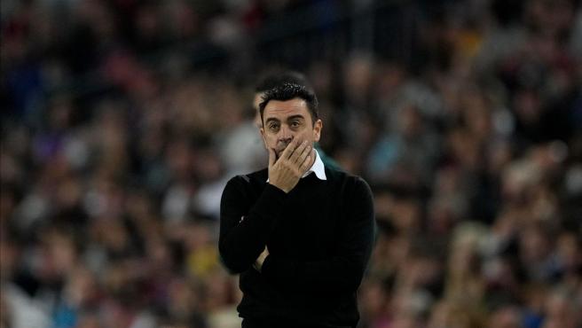 Blayasensat's tweet photo. EL CAMINO DE XAVI

Me apetece hacer un hilo con mi visión sobre estos 6 meses de Xavi en el banquillo del FC Barcelona. Sobre la paciencia, los ritmos competitivos y un parto antinatural.

Vamos allá. https://t.co/Q0pNtKdc3j