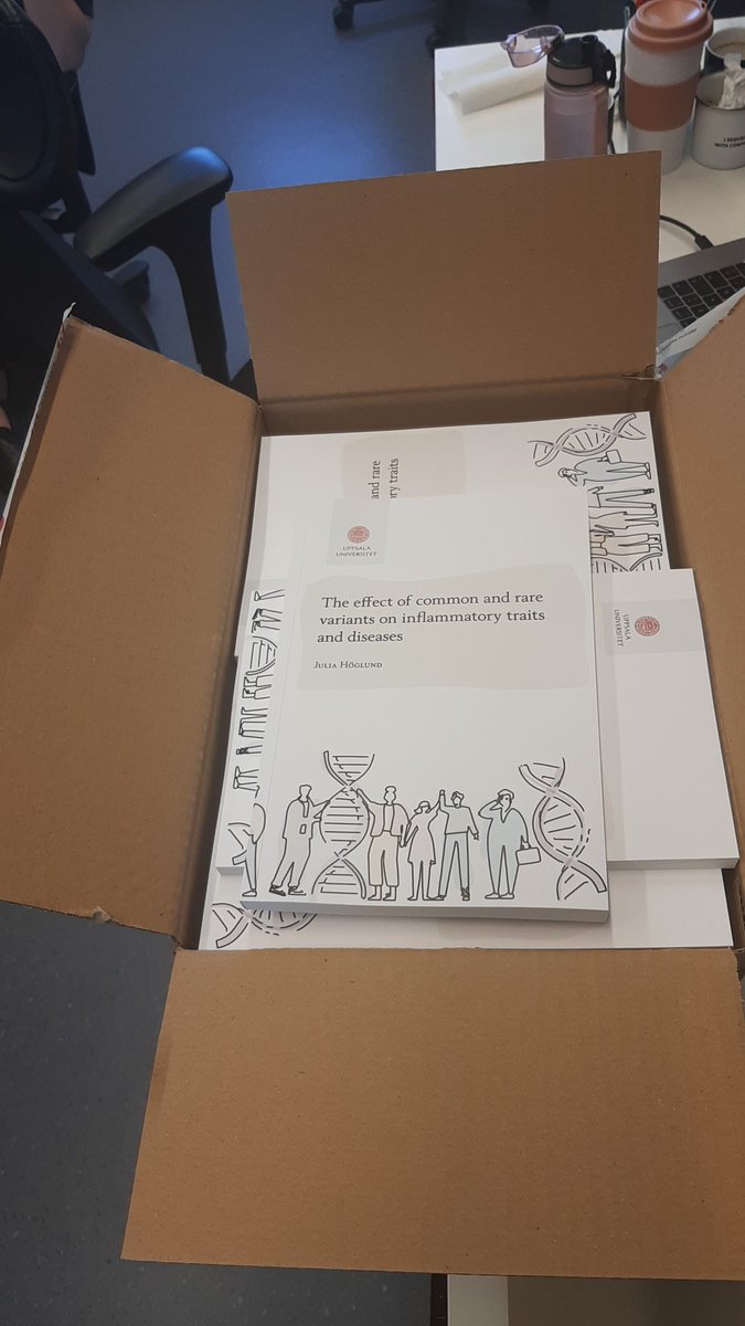 guess what just arrived!
<a href="/JuliaHoglundBio/">Julia Höglund</a> s thesis!!