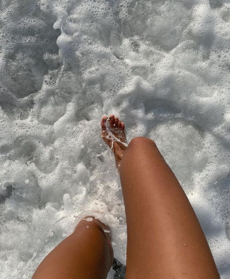 malusokay's tweet photo. - in need of a vacation 💭🥂✨ https://t.co/x3mOYc0csH