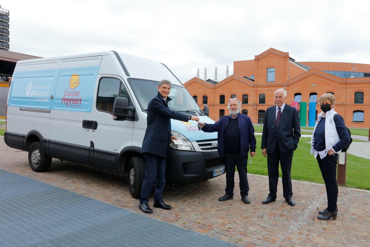 #GruppoHera conferma l'impegno per la solidarietà e la creazione di valore per la comunità: con #HeraSolidale la multiutility dona un furgone alle Cucine Popolari di Bologna, il progetto che mette a disposizione pasti caldi alle persone in difficoltà👇
gruppohera.it/-/hera-dona-un…