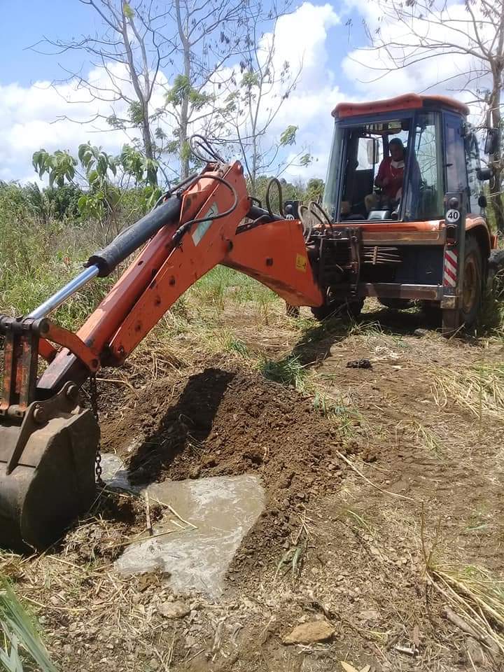 idomonzy's tweet photo. Como parte de la estrategia de trabajo para darle solución a los problemas del agua en el reparto Pastorita la UEB DE ACUEDUCTO Y ALCANTARILLADO DE SAN JOSÉ DE LAS LAJAS trabaja en función de solucionar dicha problemática.
@EmpresadeAcued1 https://t.co/FRuBS4OBwS