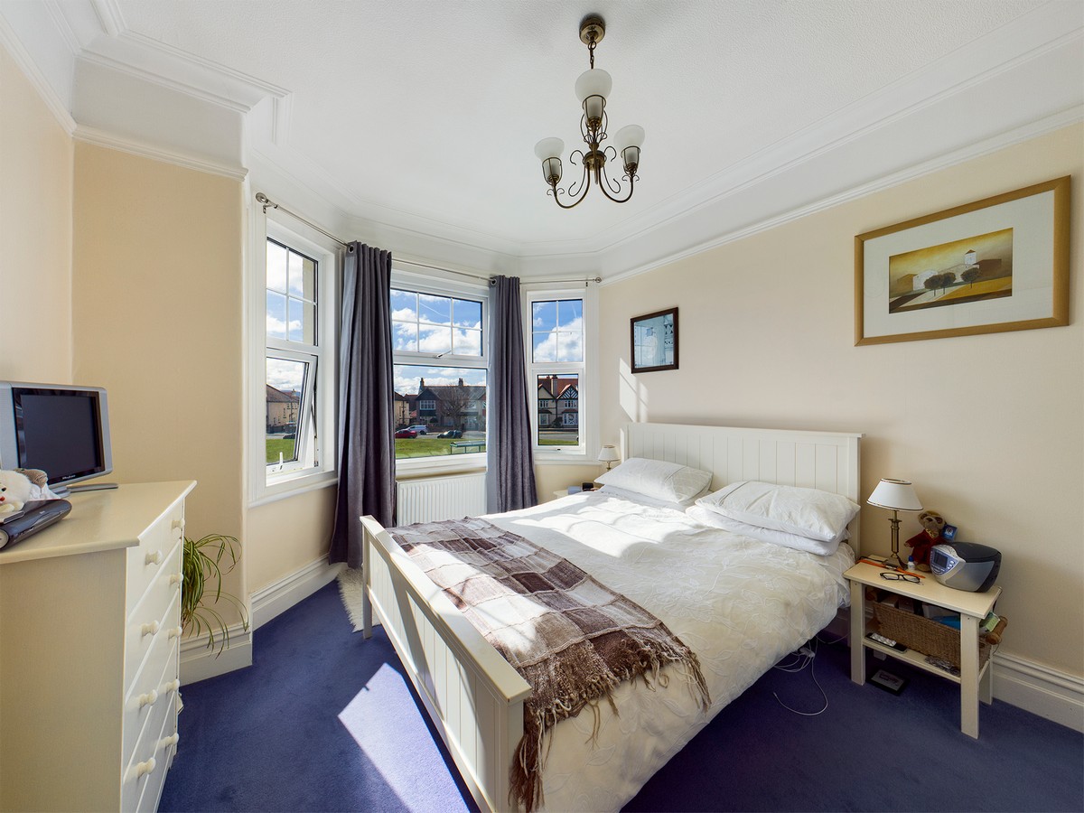 AnthonyFlintPC's tweet photo. Spacious accommodation spread over three floors, perfectly located just a street back from West Shore and boasting views of the Great Orme towards and Llandudno Pier.

For more information >> https://t.co/4K4VwmPH29

Or take the 360 virtual virtual tour >> https://t.co/1FKwtVWmNQ https://t.co/s8m5w4leIe