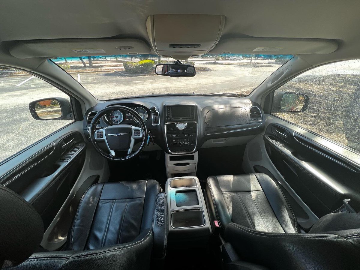 New vehicles every week. 🔥🔥🔥

Make sure you call us for your next ride
Or apply online 
accreditapp.com/ACCreditApp_m.…