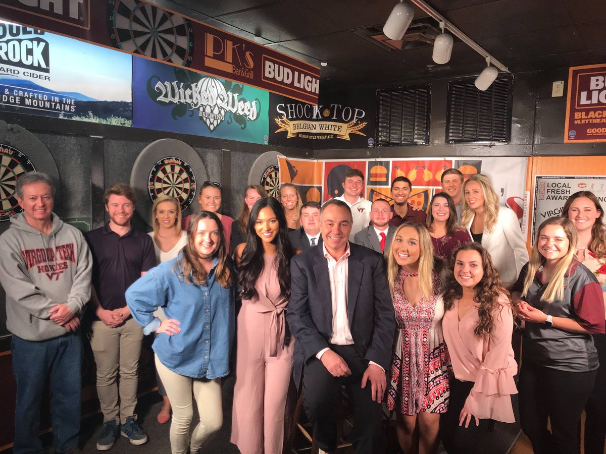 BillRoth2020's tweet photo. 4 years ago today, we turned PK's into a TV studio for a finals project in my class.

This 2018 "team photo" shows people who today are working in TV or Radio  or who went on to grad school. All are successful. These ROCK STARS (class of '18) believed!  They helped build #VTSMA! https://t.co/B9X7sJC8Po