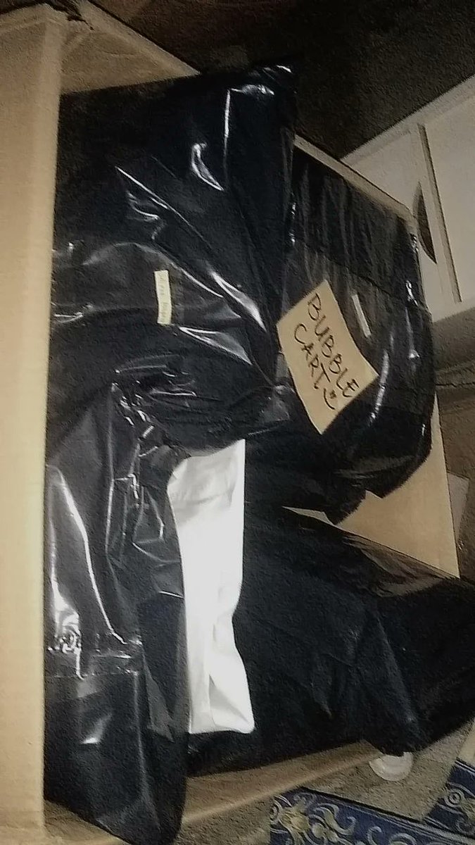 bubble_cart17's tweet photo. #BubbleCartUPDATES
#BubbleCartPROOFS
Enhypen Gguggu package 2022 already picked up by kuyang ggx rider💙 https://t.co/gFHwvOC1Rg