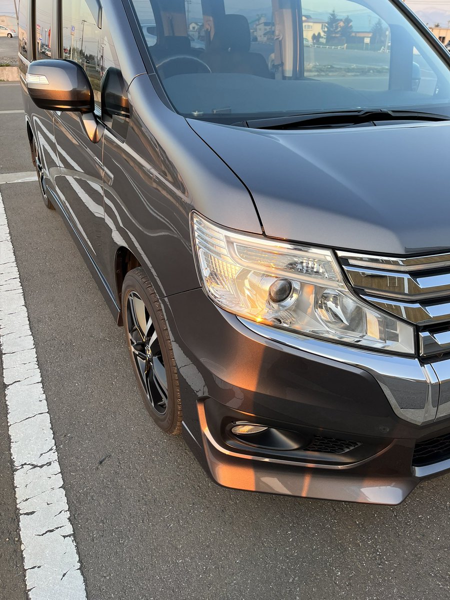 omi_ssk's tweet photo. なかなか投稿する時間🕒が作れなくて、不定期ですが頑張って投稿していきます〜💪

さて、コチラの地域にも春🌸がやって来たので、そろそろ本腰入れないと〜

で、フルリセット実行しましたよ〜😁

今回は窓を除いても実働2日かかりました😅

＃青森 ＃弘前 ＃津軽 ＃洗車 ＃桜 ＃愛車 ＃洗車相談 https://t.co/Cjcy0ylh0m