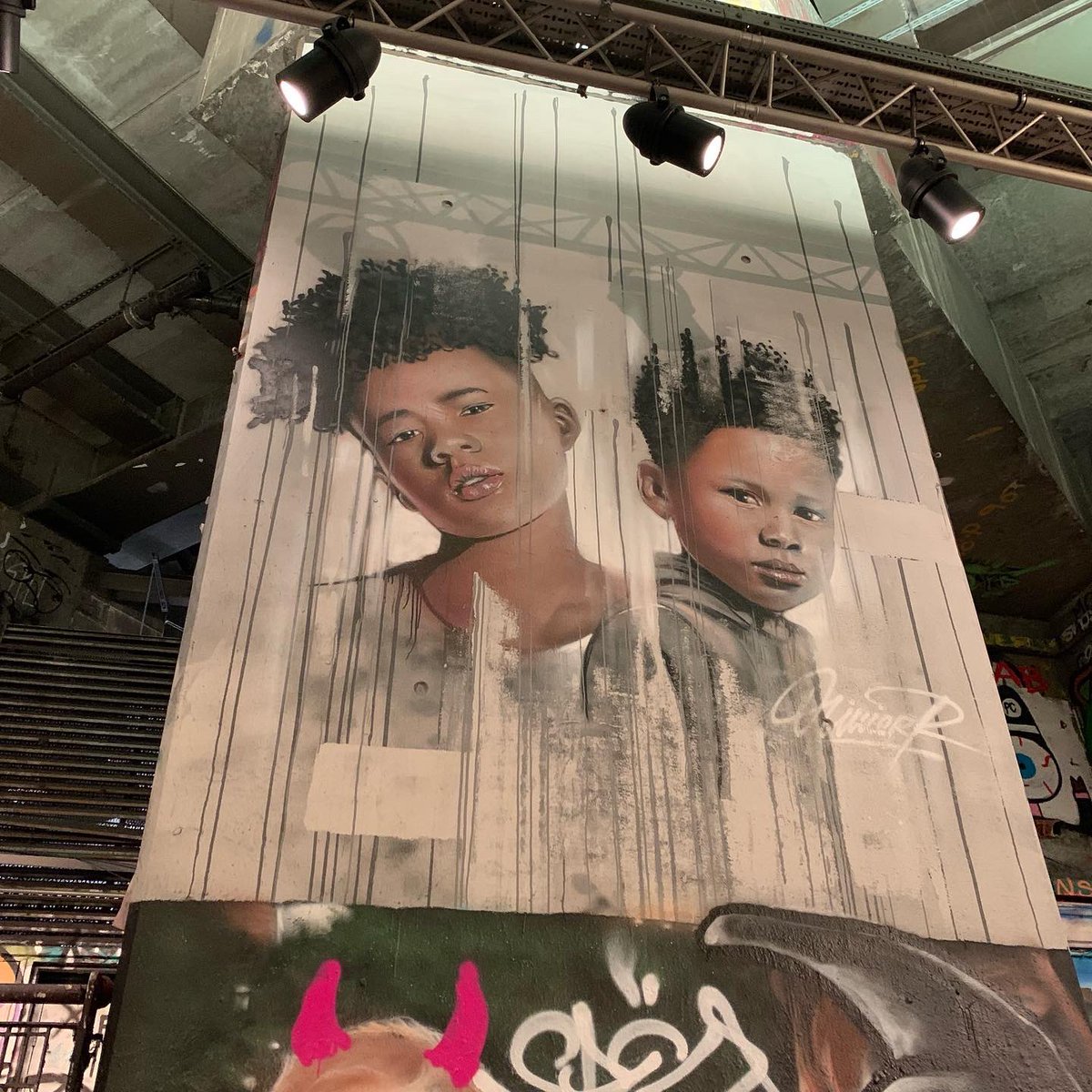 #영국 #uk #england #11
#페리 타고 넘어간 영국 짧게
치고 왔지만 제일 내 취향인 곳
다음엔 영국에 길게 있고 싶다