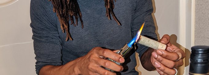 Happy #420 💨 https://t.co/dytkbbtEo2<a href="/tag/newyear2022"class="tags"><span>#newyear2022</span></a><a href="/tag/goalsnshit"class="tags"><span>#goalsnshit</span></a>