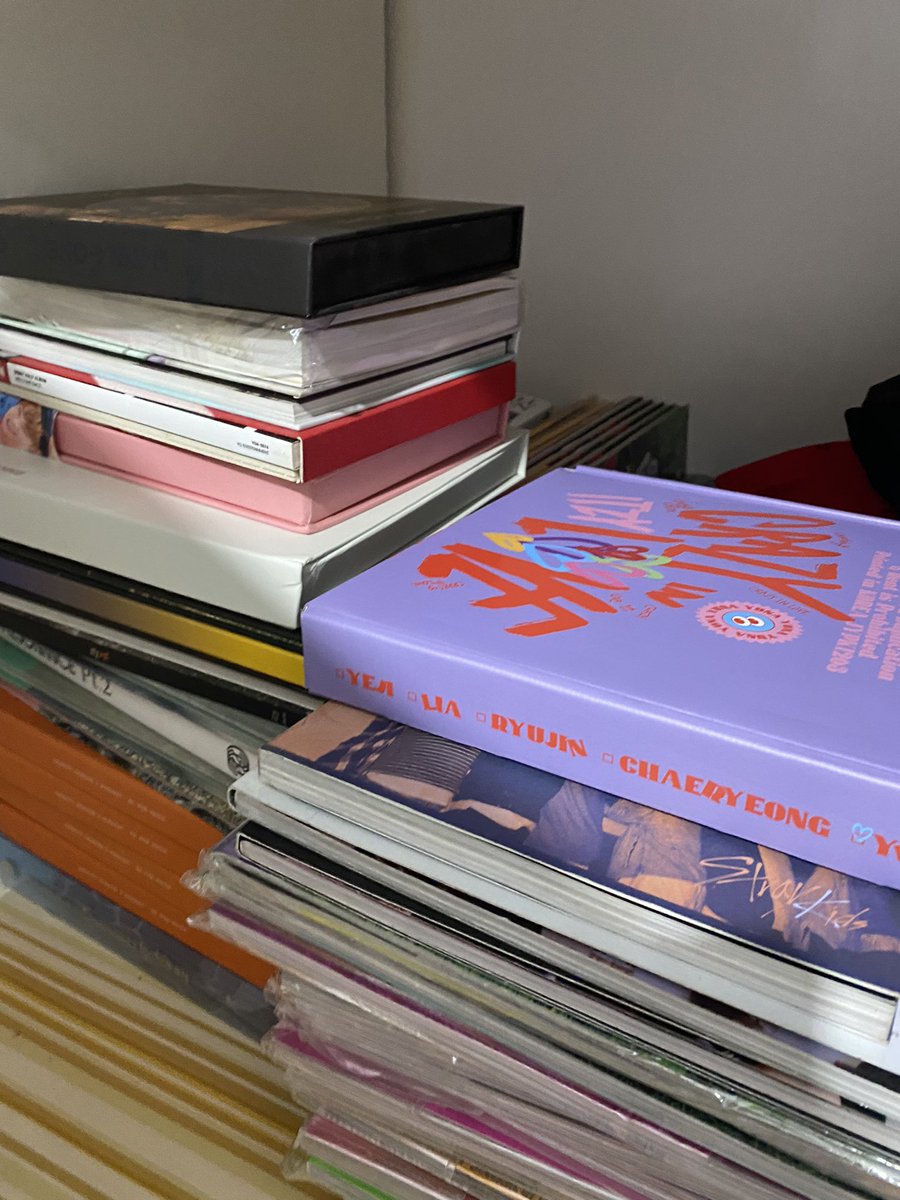 bluejayshop's tweet photo. #Bluejayshop_GA 
5 WINNERS OF UNSEALED ALBUM OF YOUR CHOICE 

- follow @kuyawat 🔔
- like and retweet
- reply your desired album below

ENDS IN 7DAYS https://t.co/lz0cbTyDKC