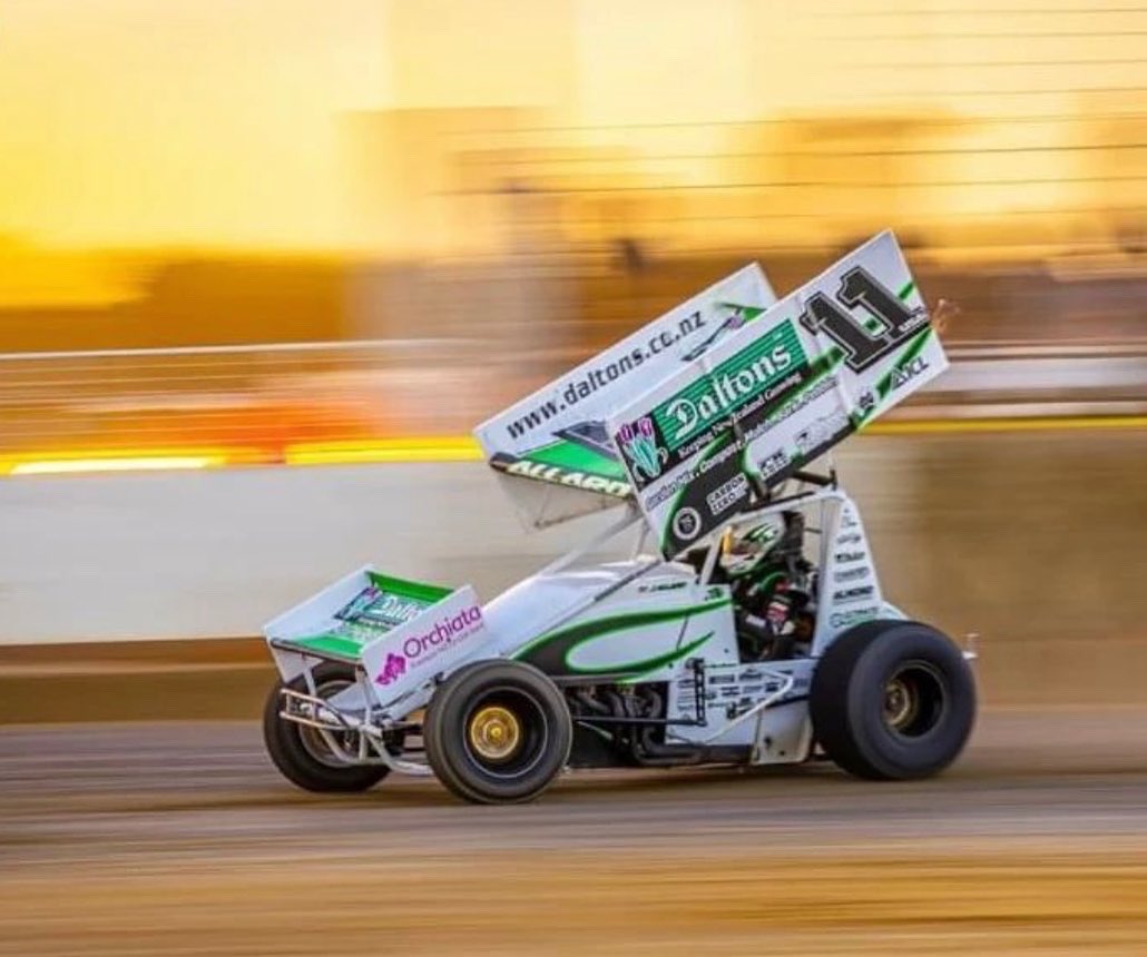 RaceMaxims's tweet image. Congratulations @Allard_JA &amp;amp; @MPickensRacing on continuing to be victorious in New Zealand🏆
Allard - Harrisville
Pickens - Palmerston
#racemaximswinner #repeatwinner