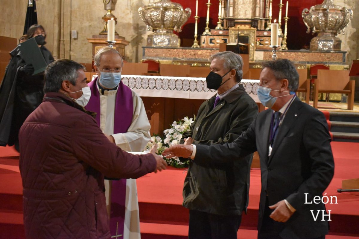 Hdd.Ntra.SraSoledadSalamanca tweet media