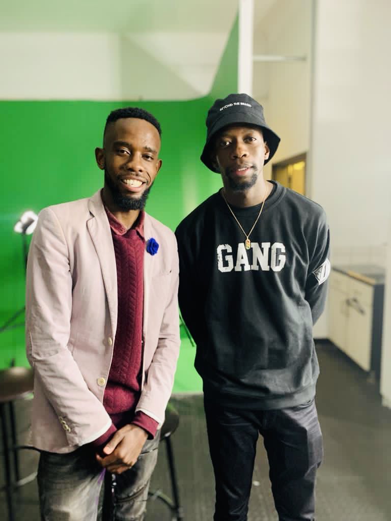 RevDrizzy's tweet photo. ⁦@METROFMSA⁩ ⁦@Leratokganyago⁩ people always say I look like ⁦@Robot_Boii⁩ .. even my own parents agree 👀😂 #TML https://t.co/SjgMN1GZfy