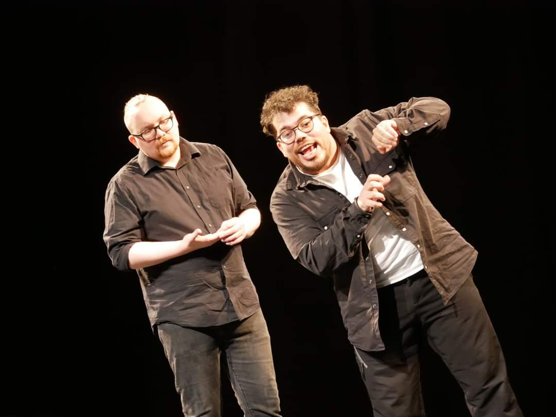 Clap M'en Cinq tweet media