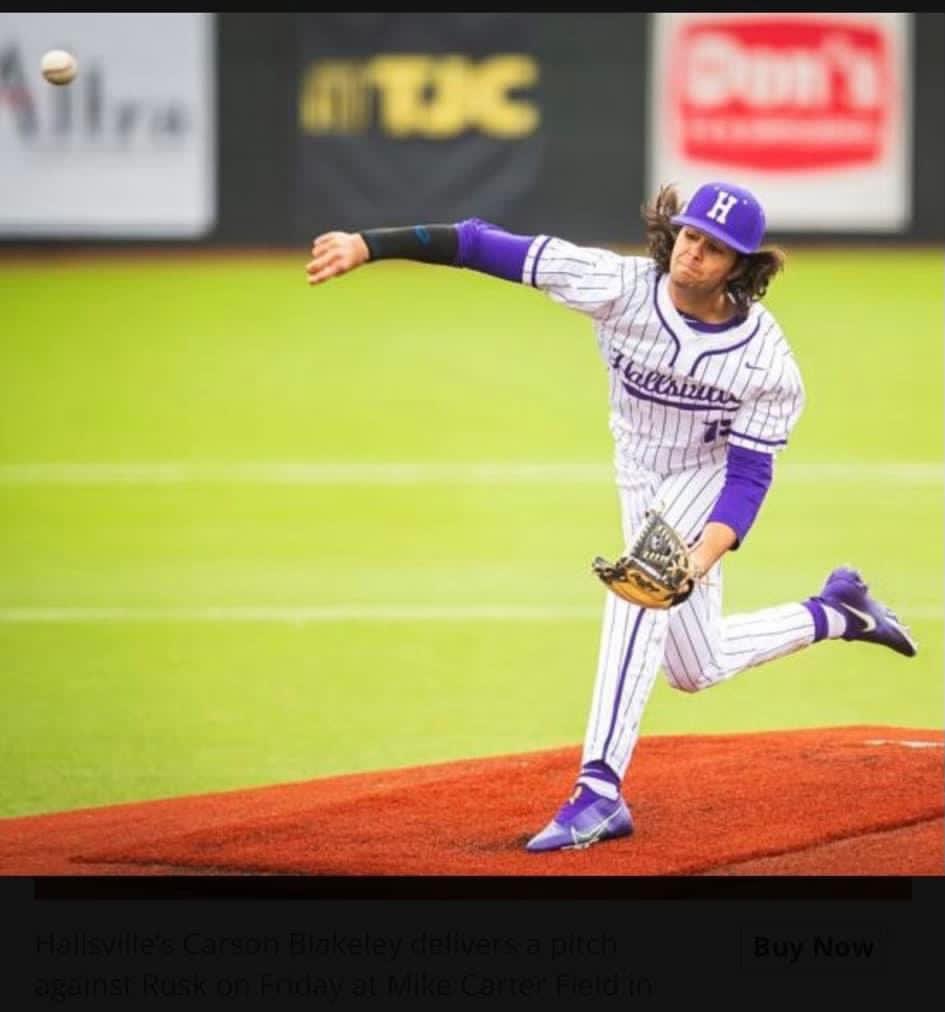 Great Tuesday night for the Bobcats on the road at Marshall!

JV purple with a 9-3 win
Varsity with a 10-0 win

<a href="/BlakeleyCarson/">Carson Blakeley</a> had a great performance on the mound tossing a NO HITTER and Carter Rogas with 3 base hits at the plate! #Compete #WeWillWin 
<a href="/5ATxHSBaseball/">5ATxHSBaseball</a>