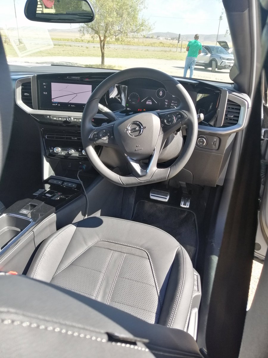 doughZAR's tweet photo. ..#NewOpelMokka has landed in mzantsi.. looks really good, is very well equipped and drives so nice.. spending some time w/ top-spec Mokka GS today, lots to re-learn about the entertainment and safety tech in this newcomer...
@OpelSA #LessNormalMoreMokka
#tellthemDOZERsentyou https://t.co/YC6NsTDKBR