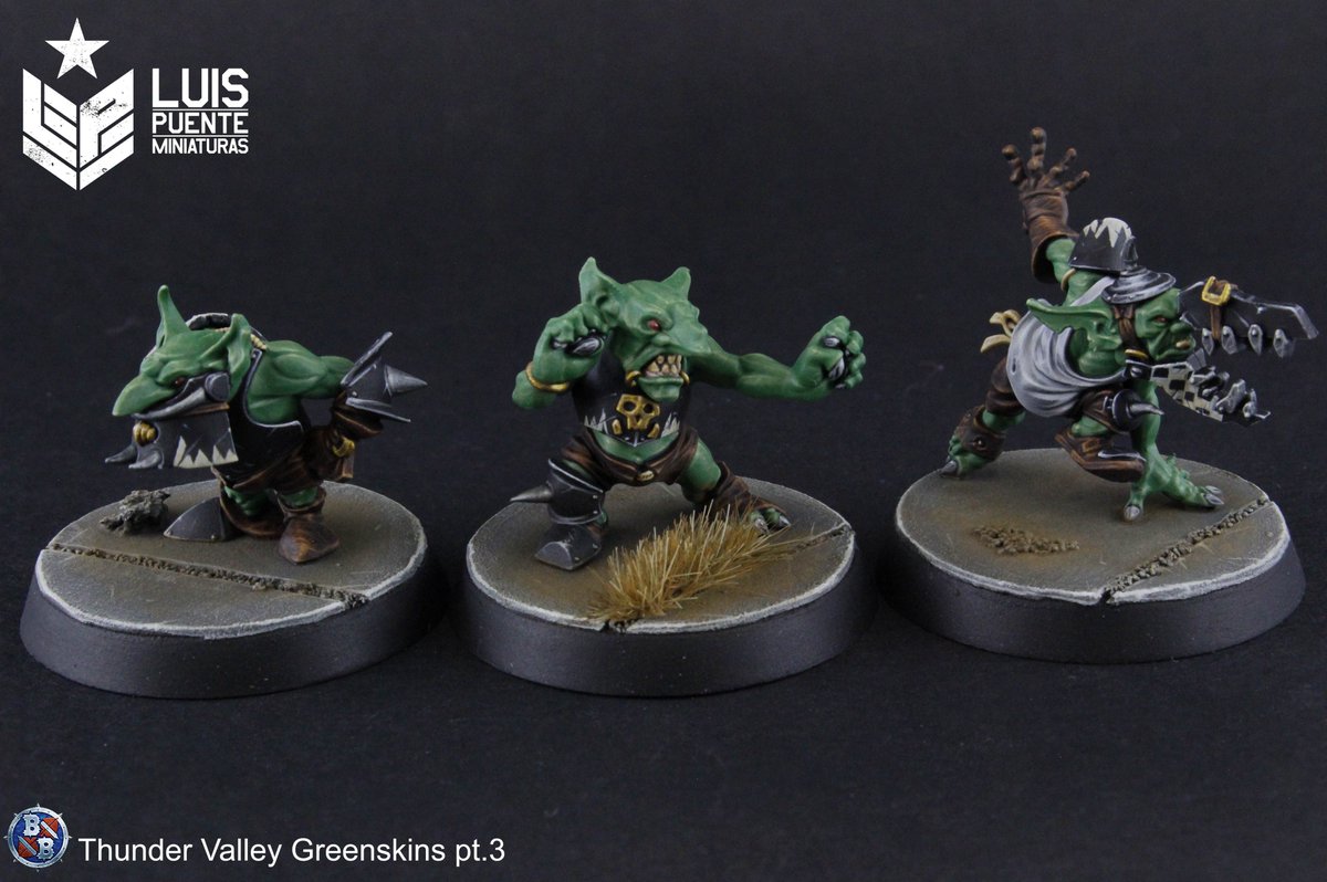 LB_Puente's tweet photo. Thunder Valley Greenskins @WarComTeam #warmongers #wargaming #miniature #games #painting #miniatureart #strategy #tabletop #gaming #fantasy #football #playpainted #bloodbowl #art #photooftheday #gamesworkshop #nofilter #Orcs #goblins #Rugby #green #miniaturebot #wepaintminis https://t.co/SYkMJgwb2B