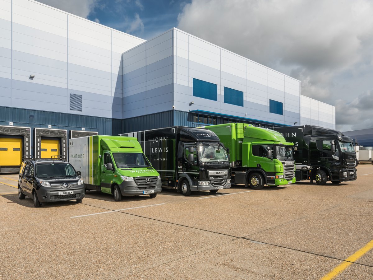 RTXPO_'s tweet image. We&apos;re looking forward to the Electric Infrastructure Workshop on Day 1 of #RTX2022. 

Confirmed to speak are: 

🔹 Michael Ayres @fps_power
🔹 Jackie Hewson @jlpartnership 

Register to attend this fascinating session for FREE today: roadtransportexpo.co.uk 

#TruckShowsUK