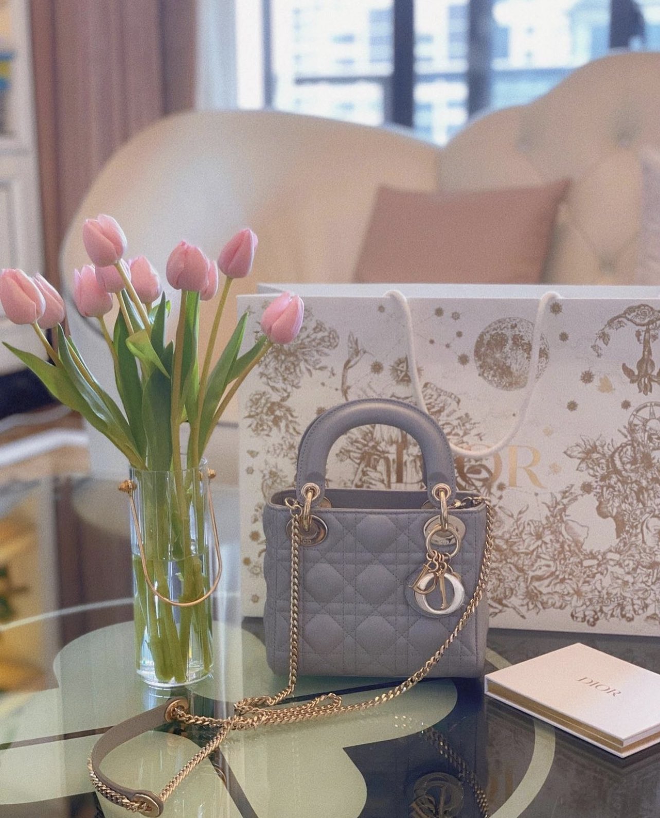 𝓜. on Twitter  Dior bag, Bags, Vuitton bag