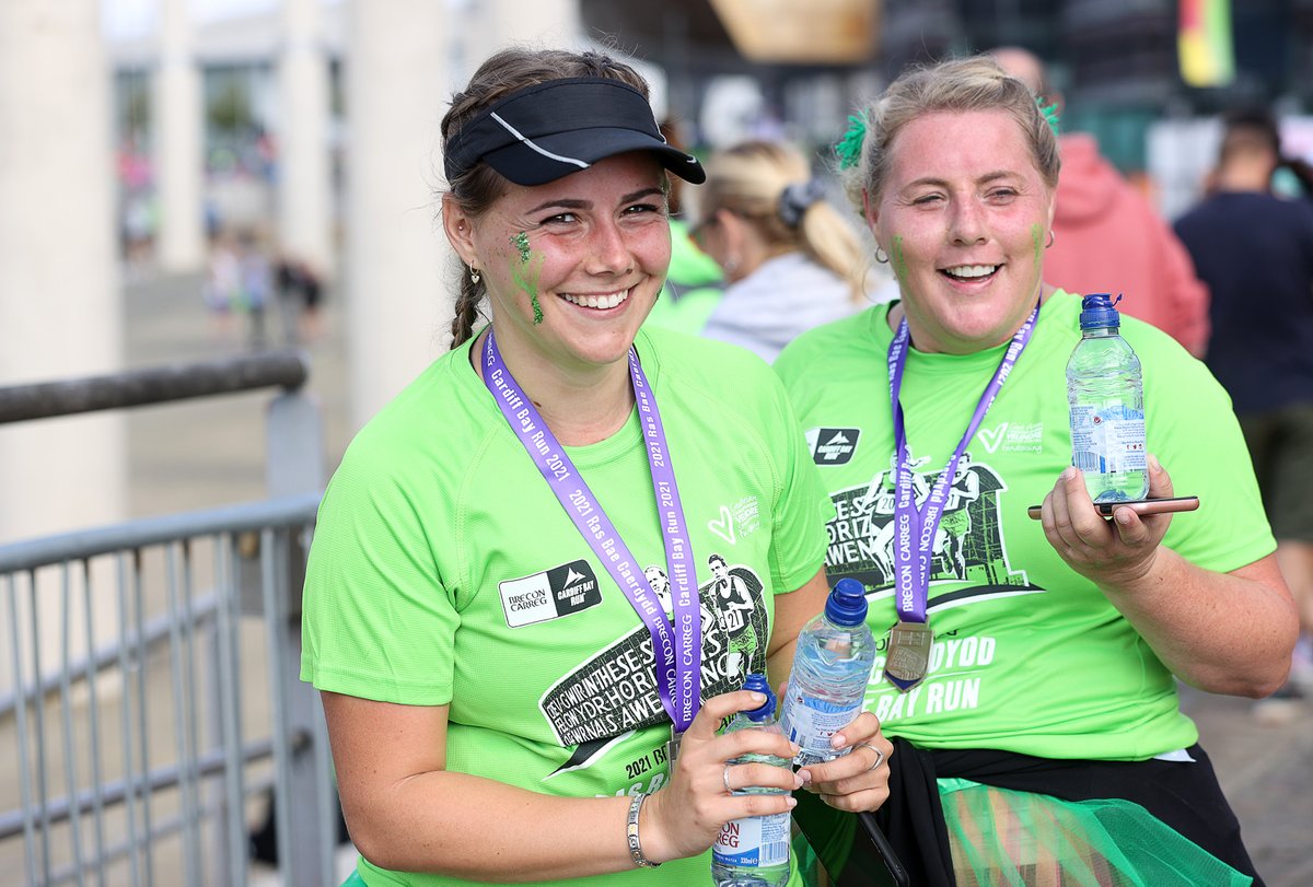 CardiffBay10K's tweet image. With one month to go, who's looking forward to brand new finisher's t-shirts and medals? 😍
