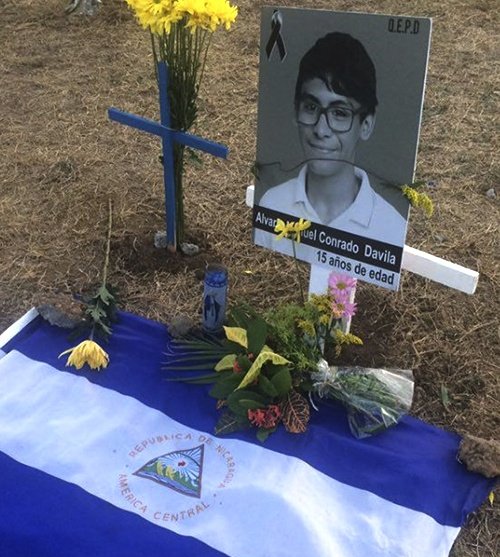 nicaclic's tweet image. Álvaro Conrado, asesinado por el Sandinismo, ahora vos estás en la mente de los nicaragüenses, tu recuerdo vivirá como Abril #AbrilVive.

La dictadura Sandinista debe pagar por éste y todos los crímenes de lesa humanidad
#SOSNicaragua
@Csanchezberzain @CIDH @PauloAbrao @OACNUDH