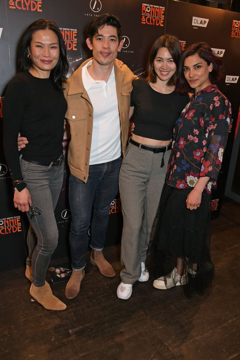jhenwicksource's tweet photo. Jessica Henwick with Lourdes Faberes, Christopher Chung and Actress Amber Rose Revah at the London premiere of 'Bonnie &amp; Clyde: The Musical' https://t.co/D2zzNfVTHV
