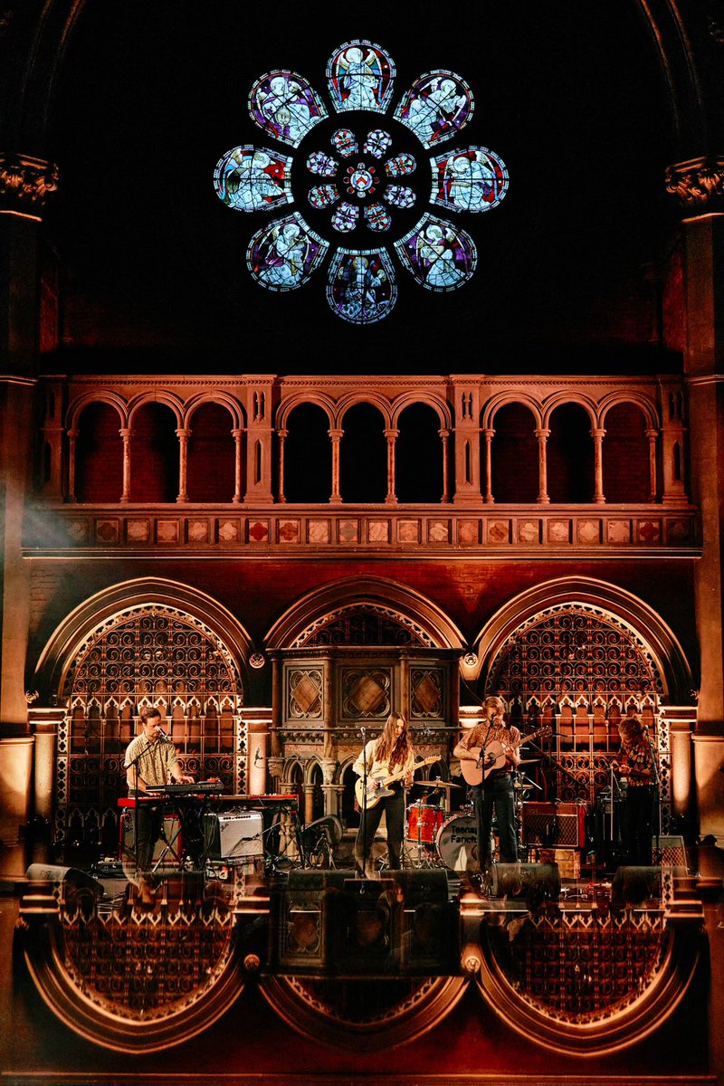 Yesterday at <a href="/UnionChapelUK/">Union Chapel London</a> - supporting <a href="/TeenageFanclub/">Teenage Fanclub</a> 
💙
Photo by <a href="/giloscope/">Giles Smith</a>