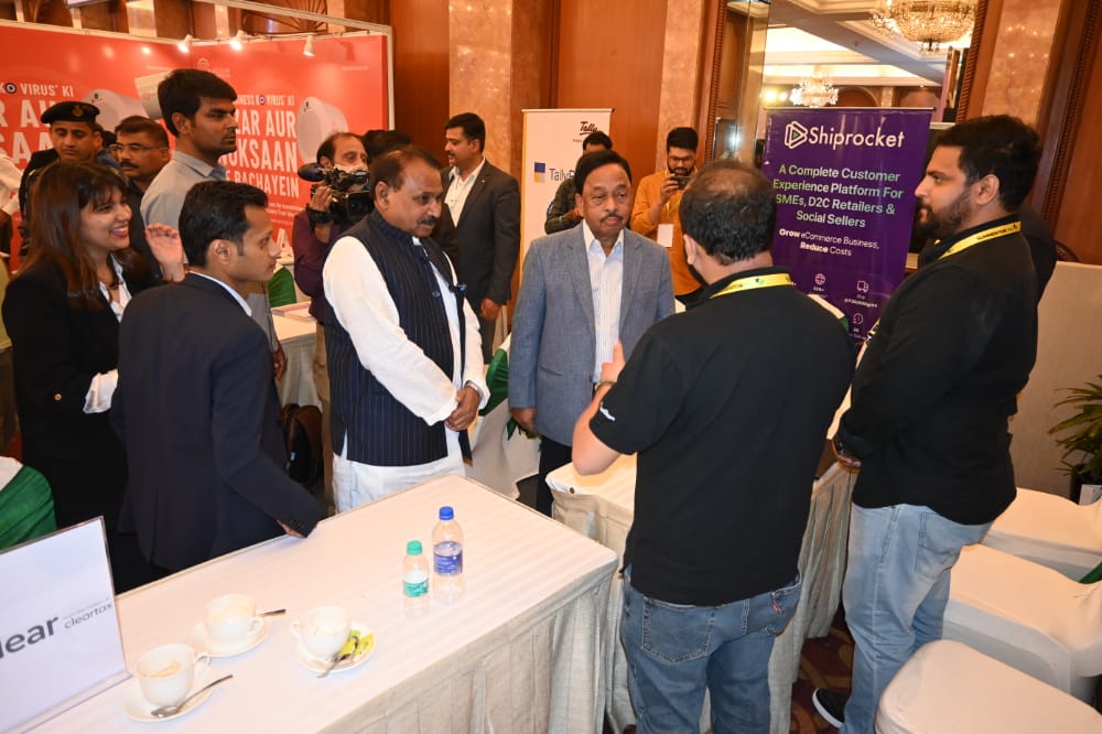 MeNarayanRane's tweet photo. Emphasized on the immediate need for MSMEs to improve global competitiveness and increase contribution in exports embracing the mantra of '#MakeInIndia and for the World' in line with PM Shri @narendramodi ji's clarion call of #AtmanirbharBharat. https://t.co/3H7fCvg5mm