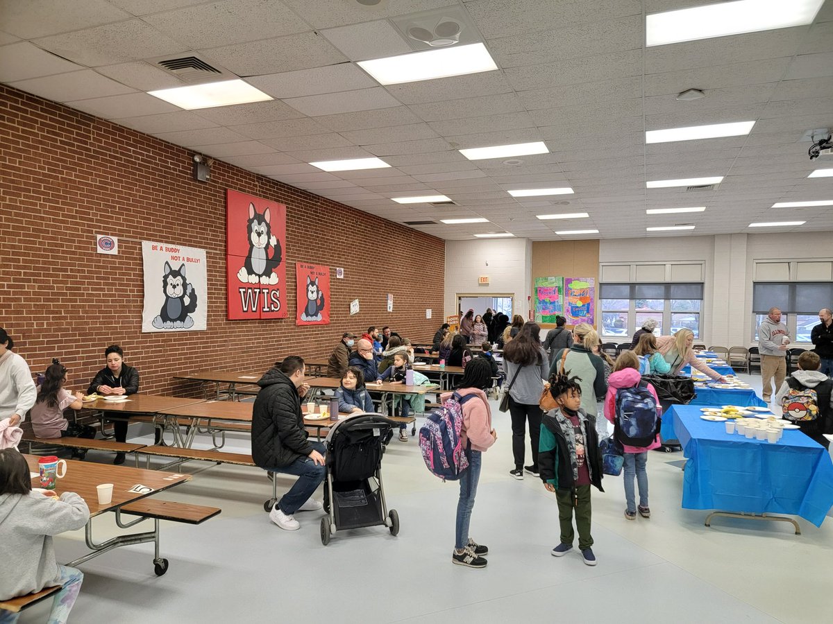 WISBarrett's tweet photo. Wonderful to have families back for Parents and Pastries here at WIS! https://t.co/GofbuwHYeF