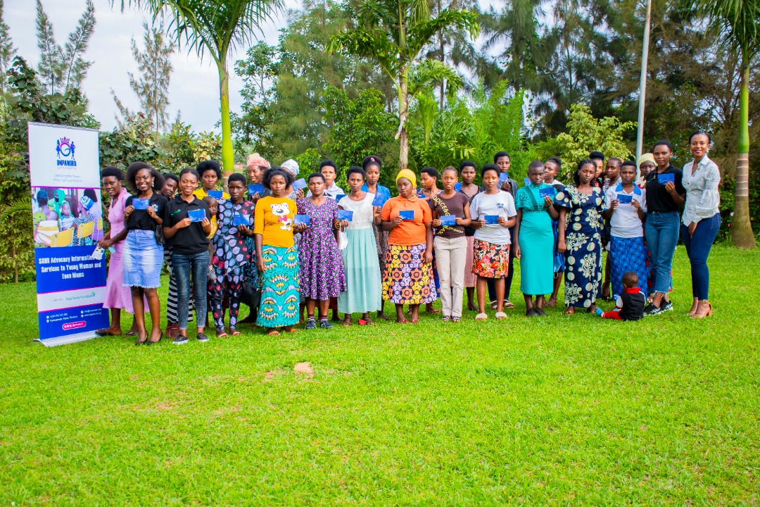 YALIRwandachap's tweet photo. @MarieAngeRaissa is a @YALIRLCEA alumna and the founder of @impanuro, an NGO which is driven by the spirit of improving the lives of women and girls with multiple and intersecting vulnerabilities. Visit her work at https://t.co/8PpWFIdON5

#AlumniShow https://t.co/PEYdX0xpxO