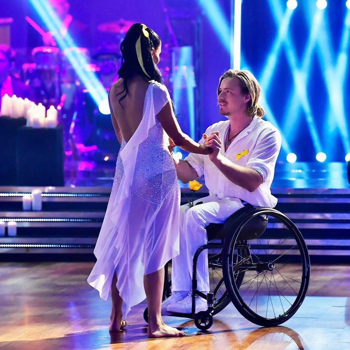 Week 5 Contemporary Dance 
So Proud of <a href="/aronanderson/">Aron Anderson</a> @TV4LetsDance top of the leaderboard:)