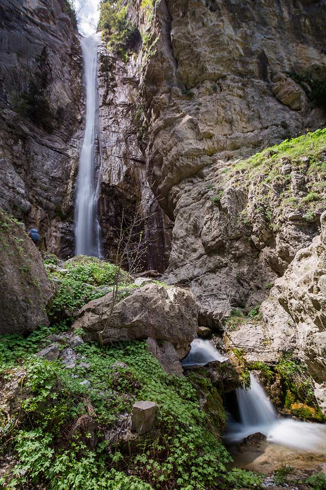 Sarah404BC's tweet photo. #Trypi waterfall in #Velitsa ravine, #Parnassos at an altitude of 1250m - two parallel waterfalls, one 82m high!
https://t.co/iVStvhPySh https://t.co/j9tkc1sYwd
