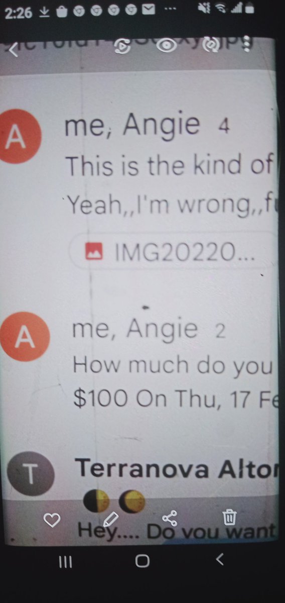 moraencis1's tweet photo. I would send her money every week,, because she said she loves me,, yeah right https://t.co/EjCrrhVAr1